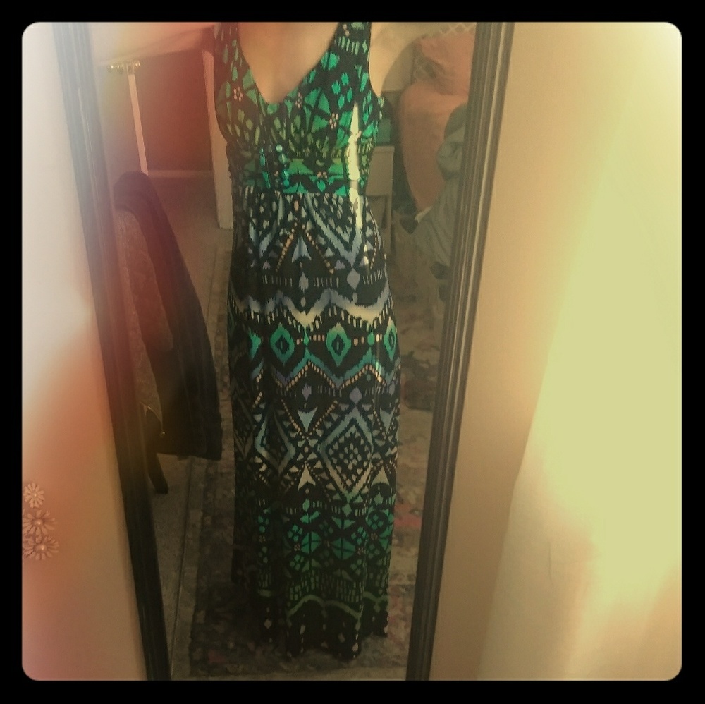 A long zesty dress